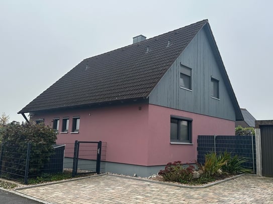 Einfamilienhaus, ca. 125 qm, BJ 1982, renoviert