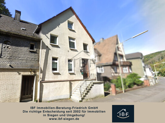 Kapitalanlage mit Potenzial - DHH mit 3 Wohneinheiten!