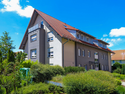 Von privat: Stilvolle, gepflegte 4,5-Zimmer-Maisonette-Wohnung mit 2 Balkonen in Oberteuringen