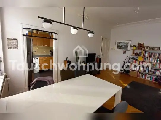 [TAUSCHWOHNUNG] Stuckige 2-Raum-Altbau-Wohnung mit 2 Balkonen, EBK