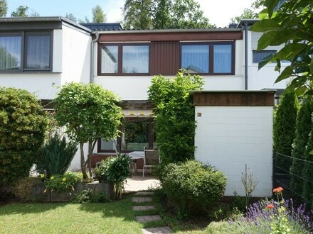 Gepflegtes Reihenmittelhaus in ruhiger Lage mit Terrasse und Garten, 96117 Memmelsdorf