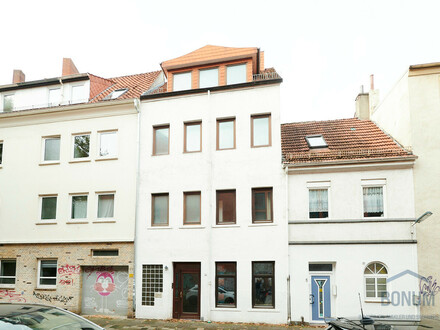 Alte Neustadt / 2-Zimmer ETW mit Ausbauoption und gr. Terrasse im 2 Part.-Hs. in ruhiger Nebenstr.