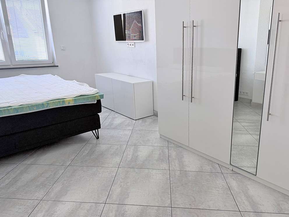 Schwachhausen / Exklusive teilmöblierte 2-Zimmer-Wohnung mit Balkon in Toplage - Photo 3