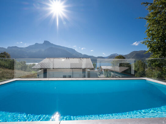 Luxus Pur am Mondsee | Einfamilienhaus mit Pool, Garten und privatem Seezugang!