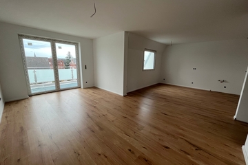 *Neubaumietwohnung* moderne 2-Zimmer-Wohnung in stadtnaher Lage im Dachgeschoss mit Stellplatz