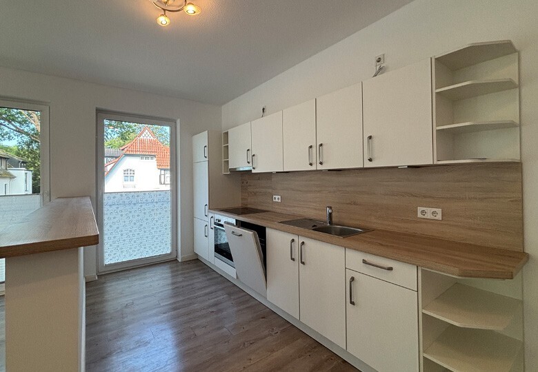 Neuwertige, barrierefreie 2-Zimmer-Wohnung mit Aufzug in zentraler Lage - Photo 3