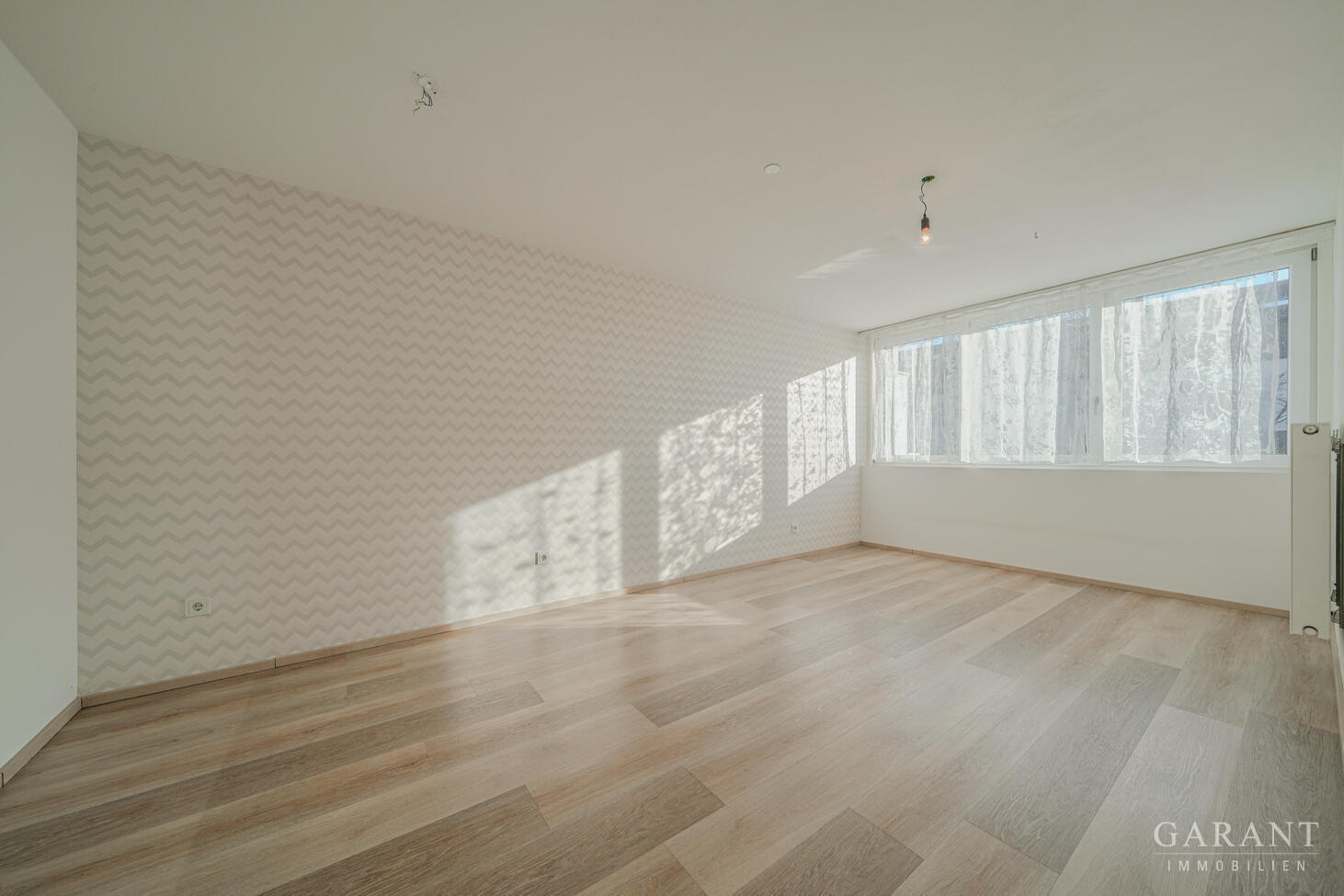 Modernes Reihenmittelhaus mit eigenem Pool im Garten – 85604 Zorneding, 85604 Zorneding – Vorschaubild 10