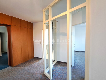 ROSE IMMOBILIEN KG: Büro-/Praxisfläche mit Stellplätzen in Minden-Nord zu vermieten.