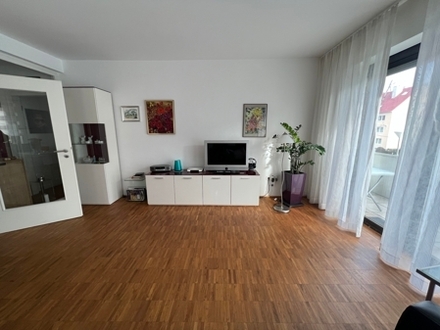 Modernisierte Wohnung mit Balkon, offener Küche & Tiefgaragenstellplatz in Dortmund,südl. Innenstadt