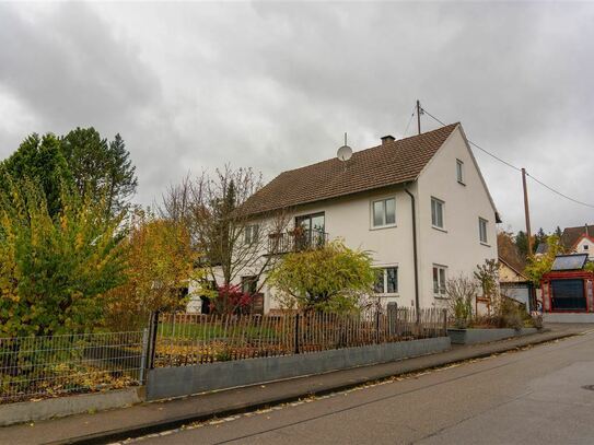 Klassisches, gepflegtes Haus mit großem Garten