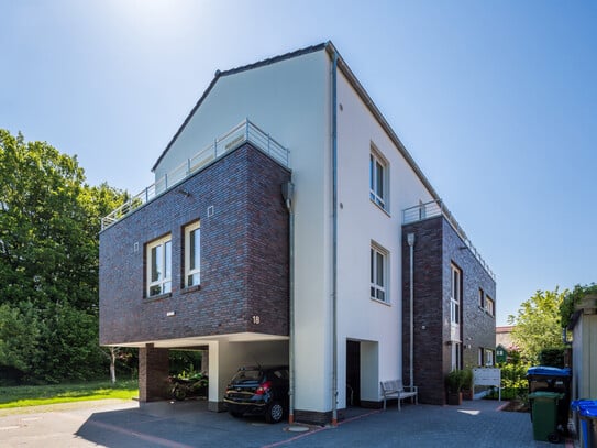 Kapitalanlage: Helle Obergeschosswohnung mit sonnigem Balkon in der Heinrich-Renken-Straße