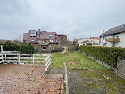 IN BESTER LAGE - GARTEN, EINBAUKÜCHE, TERRASSE