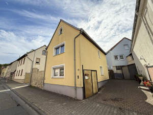 Hübsches Einfamilienhaus mit geschütztem Innenhof und Scheune – 55291 Saulheim, 55291 Saulheim – Vorschaubild 2