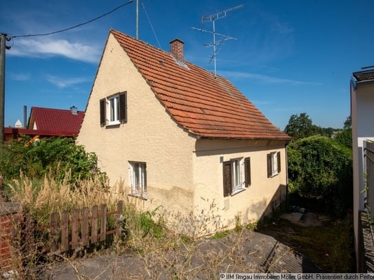 Altbau EFH (sanierungsbedürftig) auf einem herrlichen Hanggrundstück in Ilmmünster