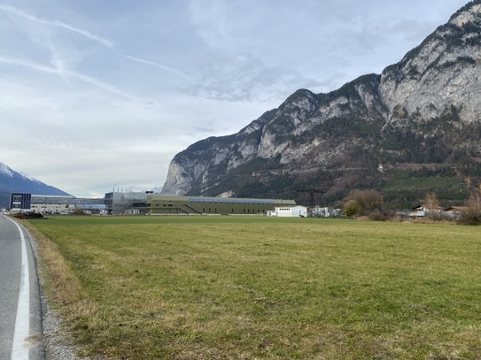 ideal gelegenes Baurechtsgrundstück im Gewerbegebiet von Völs