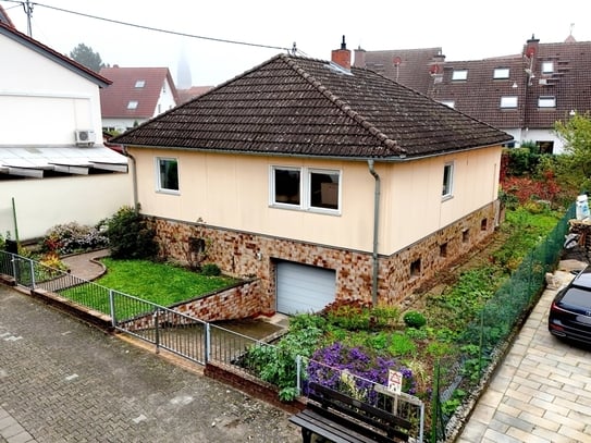 Bungalow - Wohnen auf einer Ebene, zentral in Gau-Algesheim