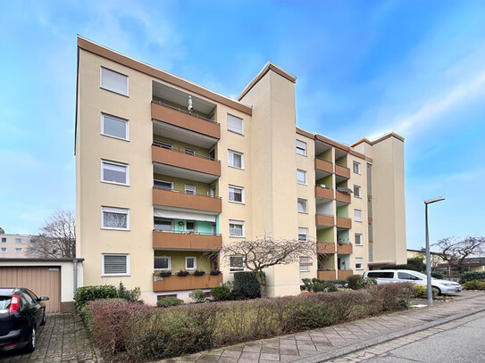 Schöne 3-Zimmerwohnung mit Loggia, Balkon und Garage in Speyer