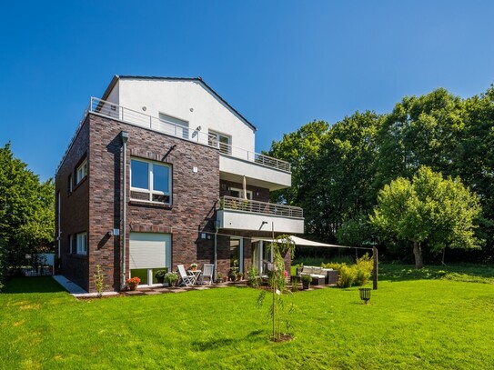 Kapitalanlage: Helle Obergeschosswohnung mit sonniger Terrasse in der Heinrich-Renken-Straße