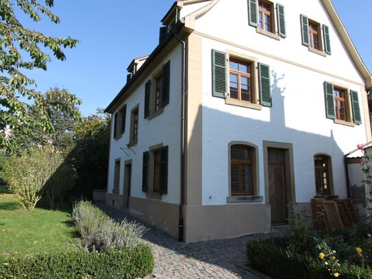 Liebevoll Restauriertes Einfamilienhaus mit Charme und viel Platz an max. 3-4 Personen