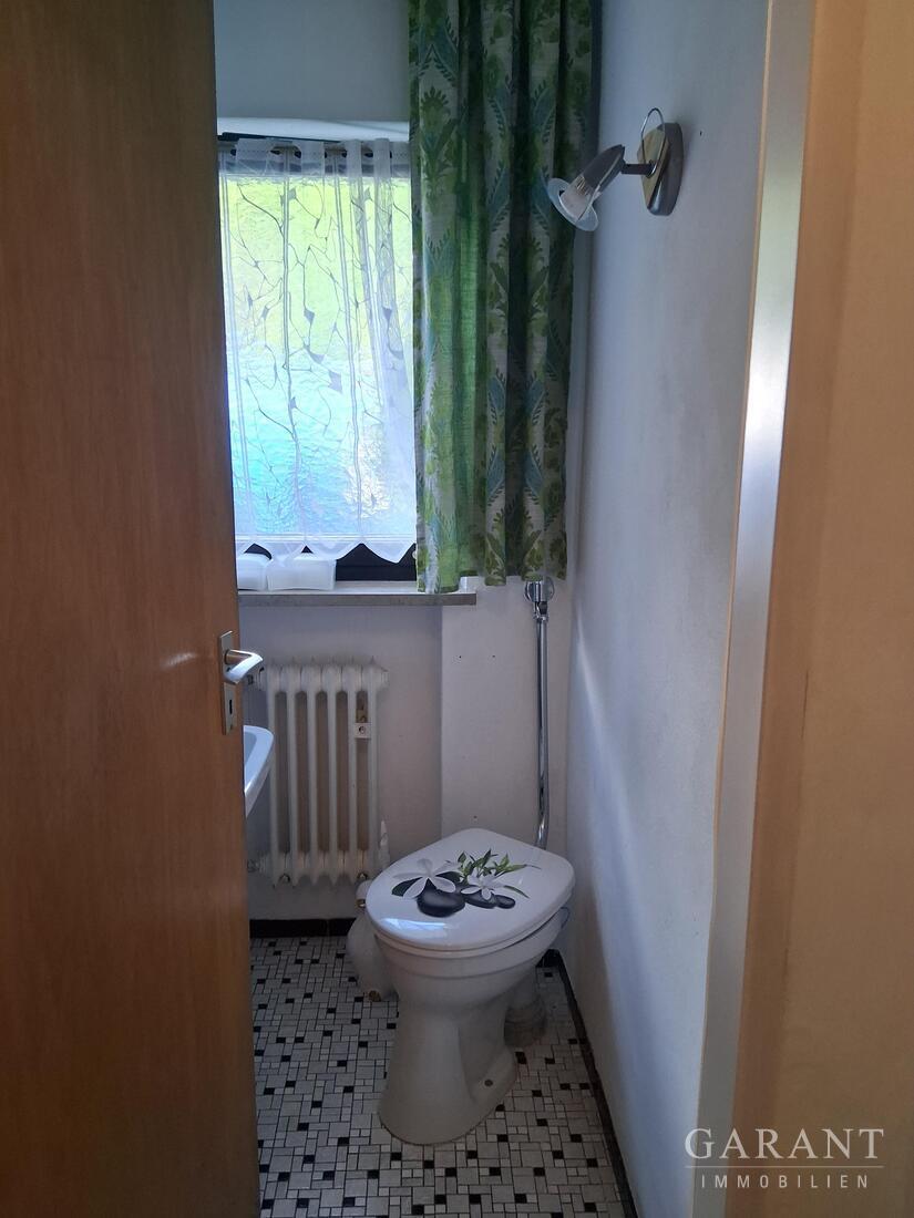 Großes Einfamilienhaus mit Einliegerwohnung und Wintergarten in HOF ! – 95182 Döhlau, 95182 Döhlau – Vorschaubild 7