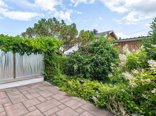 Gartenwohnung im Dornröschenschlaf wartet darauf wachgeküsst zu werden!