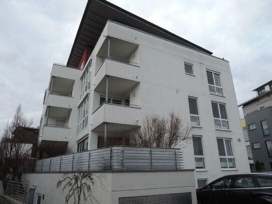 Moderne 3-Zi.-Wohnung mit Balkon und EBK in Langenau