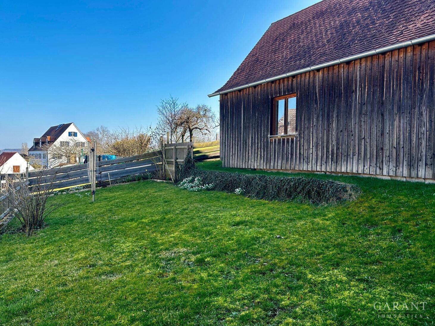Denkmalgeschütztes Wohnhaus mit großzügigem Grundstück und vielfältigen Möglichkeiten! – 86745 Hohenaltheim, 86745 Hohenaltheim – Vorschaubild 14