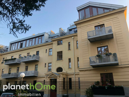 Anlage unbefristet vermietet: revitalisierter schöner Altbau mit Balkon und Alt-Hietzinger Charme