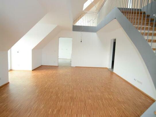 Exklusive Dachgeschoss-Galeriewohnung in angesagter Lage von Haibach