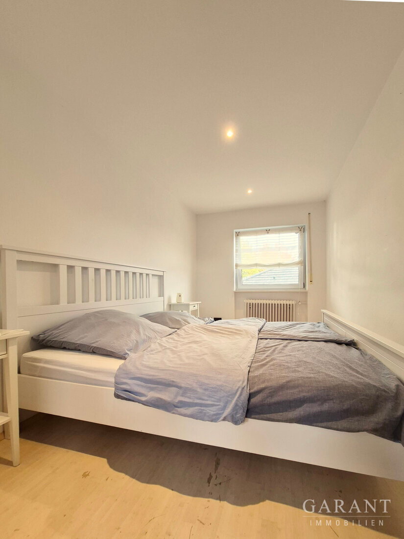 Licht + Raum + Weitblick! - Stilvolles Haus mit schöner Einliegerwohnung und großem Büro - – 71717 Beilstein, 71717 Beilstein – Vorschaubild 8