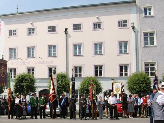 Traditionswirtshaus am Stadtplatz: Braugasthof mit Stadtsaal