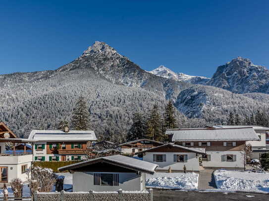 Dachgeschosswohnung mit Blick auf die Steinberge