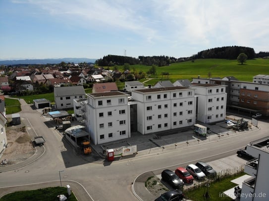 Obergeschoss-4-Zimmer-Wohnung mit Balkon, Neubau, Erstbezug (B5)