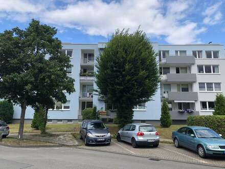 Ruhig gelegene 2 Zimmer Wohnung im Grünen mit Balkon, Nähe Universität!