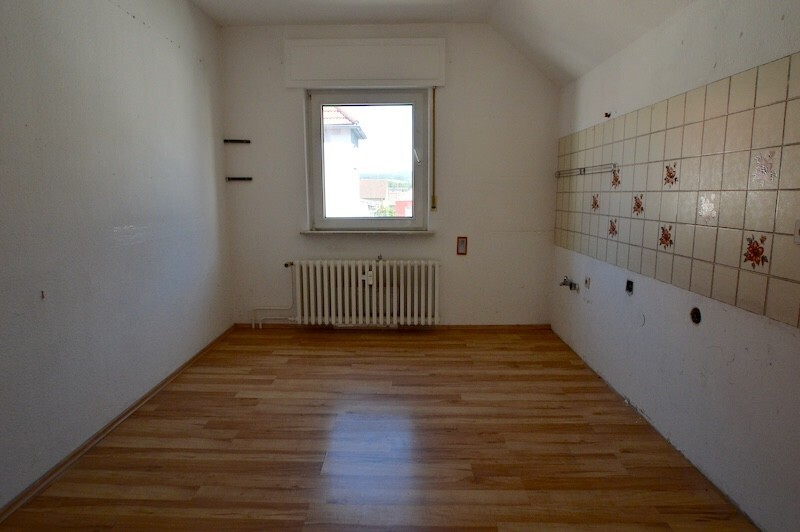 Falanga Immobilien - 1-2 Fam.Hs. mit vielfältigen Möglichkeiten & tollem Hof-/Gartenbereich in Bud. – 55257 Budenheim, 55257 Budenheim – Vorschaubild 7
