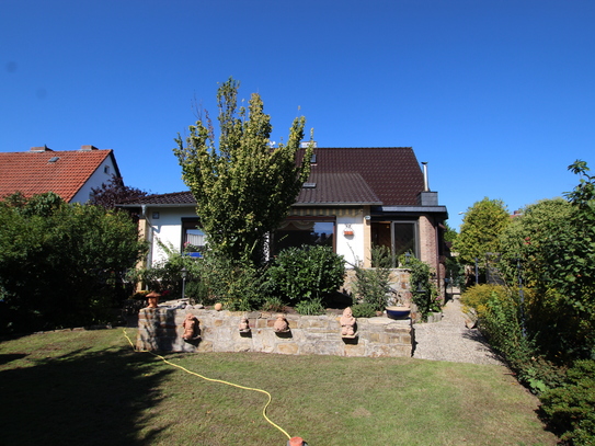 Einfamilienhaus mit schön angelegter Außenanlage in Gifhorn!