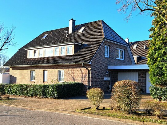 Zentrumsnahe, bezugsfreie 3 ZKB Wohnung mit Balkon, Garage und Gartenanteil