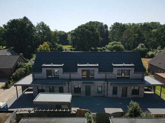 KFW Förderfähig Großes Reihenmittelhaus in der Lagerstraße in Oldenburg mit Wärmepumpe und Carport!