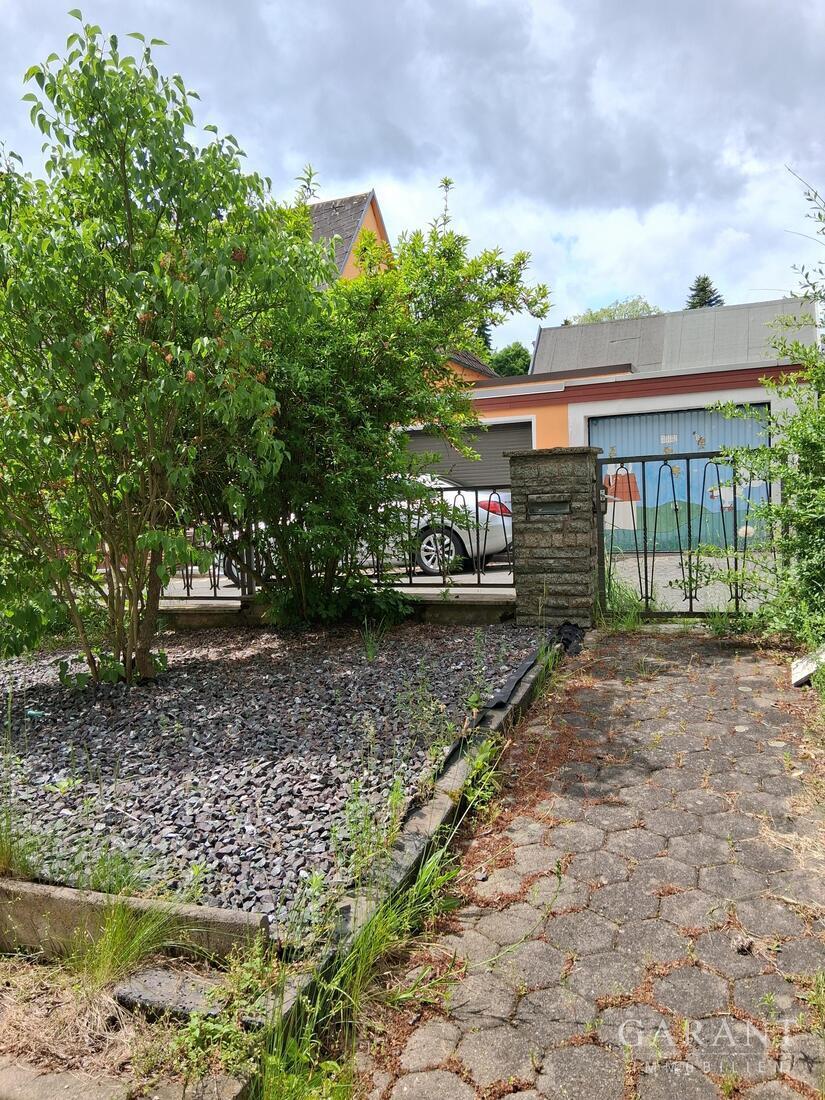 " Meine Miete" Doppelhaushälfte mit großzügigem Garten in Hof ! – 95032 Hof, 95032 Hof – Vorschaubild 12