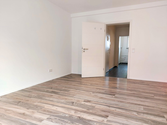 Helle und Moderne 1-Zimmerwohnung mit Balkon