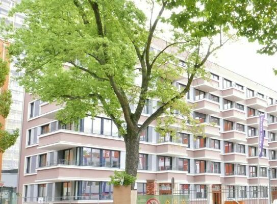 Neuwertige 2-Zimmer-Wohnung, barrierefrei, Süd-Balkon, hochwertig ausgestattet, Einbauküche, Eigenbedarf möglich