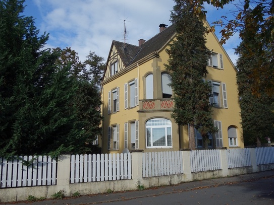 Historische Villa mit 4 Wohneinheiten und 915 m² parkähnlichem Grundstück sucht große Vision