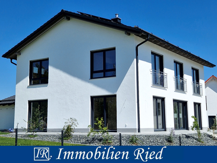 Neues Einfamilienhaus der Luxusklasse (Erstbezug), ruhig und grün gelegen in Fuchstal nahe Landsberg
