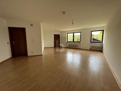 RUHIGES LEBEN IN BESTLAGE