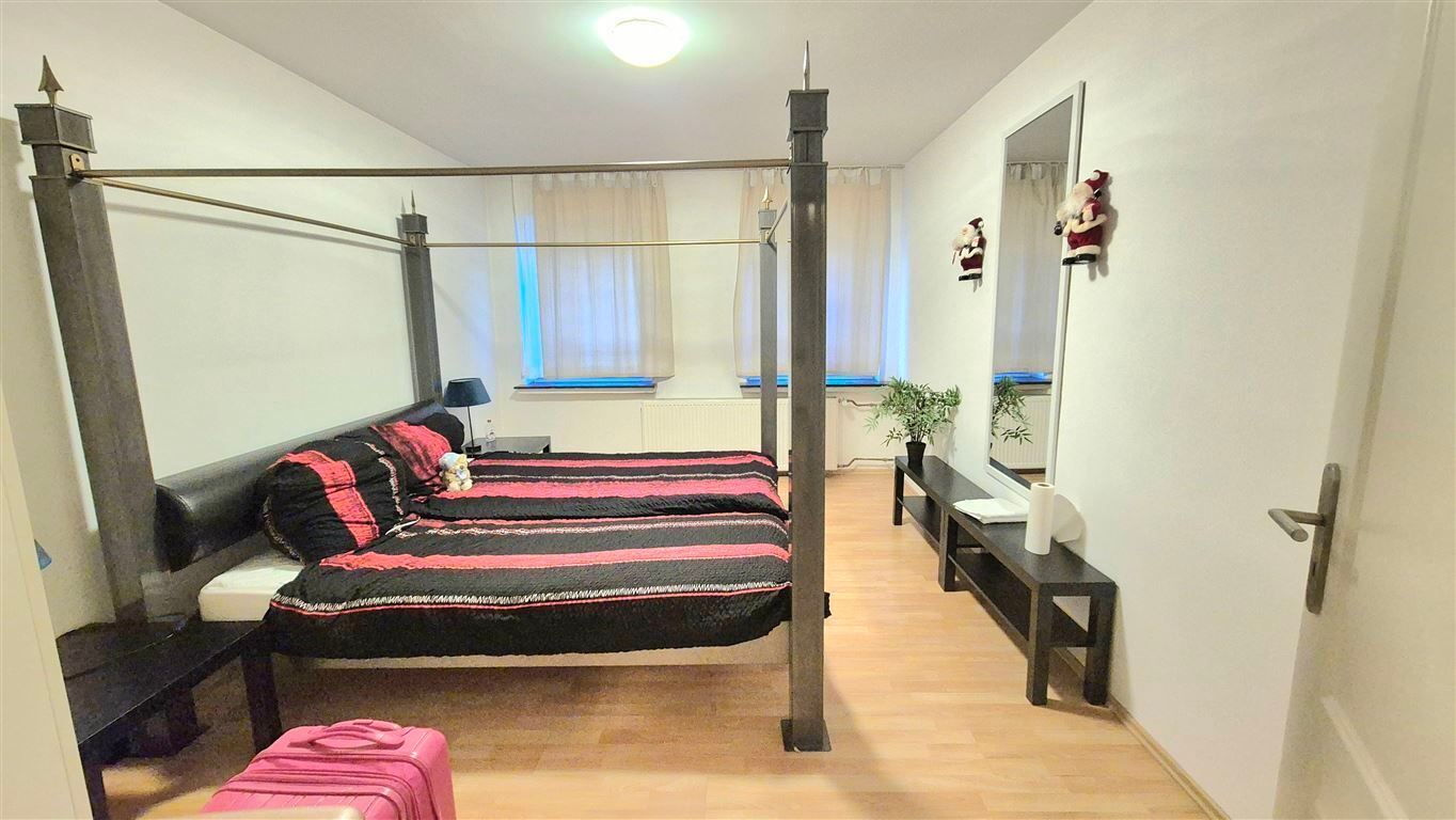 Property thumbnail 37