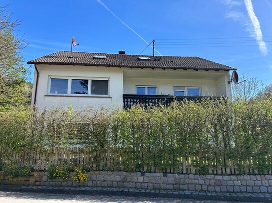 Rundherum Natur ... Einfamilienhaus mit herrlichem Blick ins Grüne!