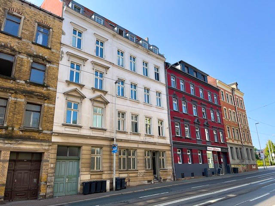 Gepflegte und vermietete 3-Zimmer-Wohnung mit Balkon