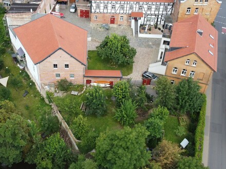 Wunderschönes Mehrfamilienhaus-Ensemble mit 2 Gewerbeeinheiten