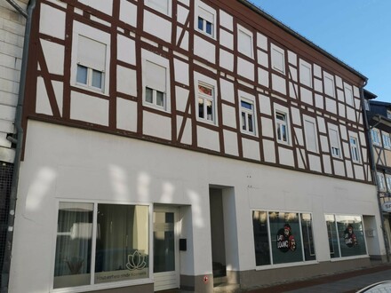 Mehrfamilienhaus in Innenstadtlage von Schöningen mit Ausbaureserve und guten Mieteinnahmen