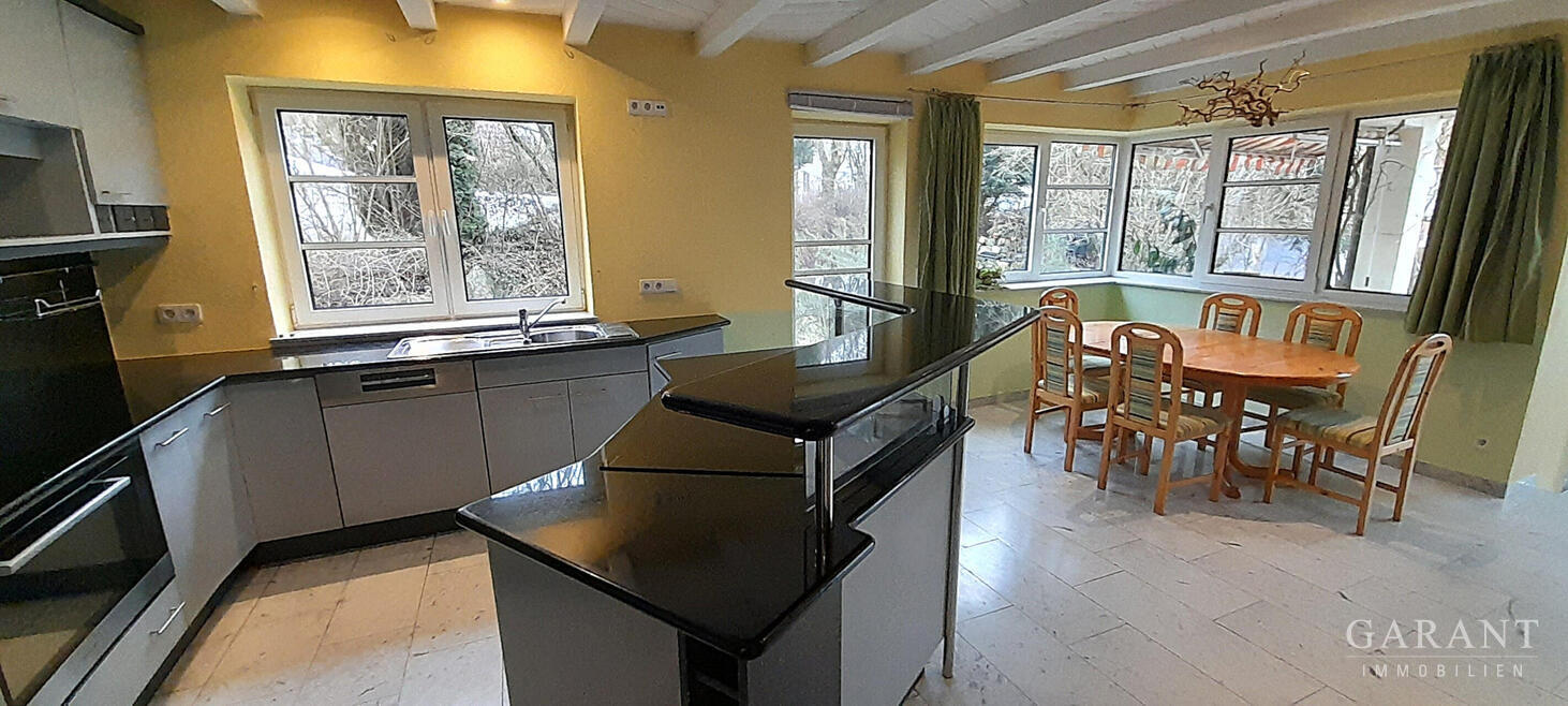 Architektenhaus mit Charakter - großzügiges Wohnen mit Einliegerwohnung – 88416 Ochsenhausen, 88416 Ochsenhausen – Vorschaubild 8